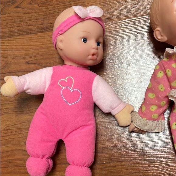 Charming Pink Doll Trio with Accessories - Picture 3 of 7